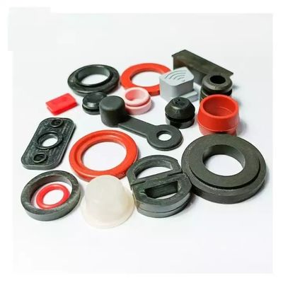 Auf Wunsch gefertigte Teile aus Silikonkautschuk für die Druckformservice von Kunststoffmaschinen