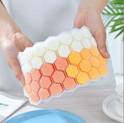 Nachhaltige Eiscreme-Hersteller Heißklappbare 37-Hohlraum-Honighals-Silicone-Eis-Tray mit Deckel