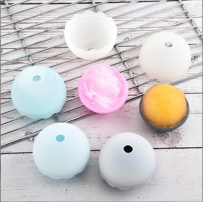 Eiswerkzeuge Lebensmittel-Runde Silikon-Eis-Form Whiskey Ball-Maker-Form