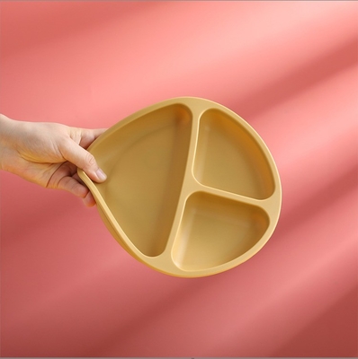 Silikon Kinder Tischgeschirr Teller mit Saugbecher Dinnerware Typ Teller Produktion