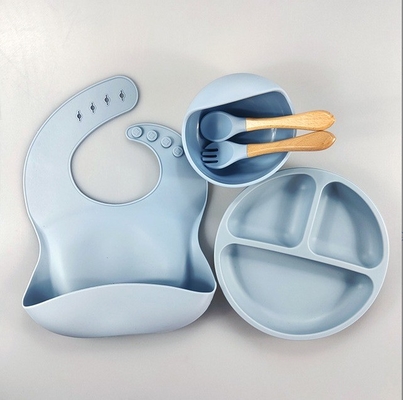 5 Stück umweltfreundliches Baby-Fütterungs-Set Silikon-Saugschalen Platten Löffel Gabel Bib für Kleinkinder