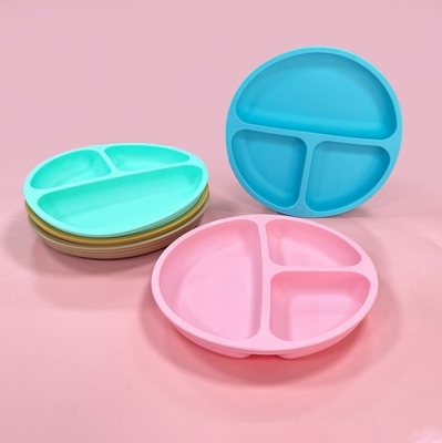 BPA-freie, rutschfeste Babydinnerplatte aus Silikon mit Saugbecher und Lebensmittelmaterial