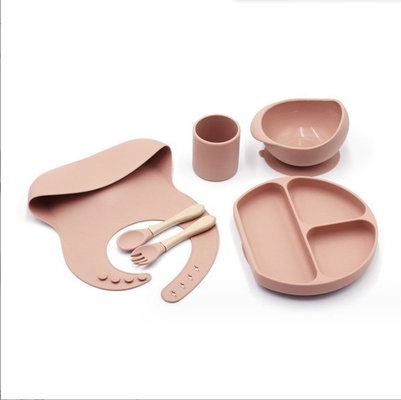 Silikon-Fütterungs-Set Top-Verkäufer Baby-Versorgung Baby-Teller Set Neugeborene Set Geschenk
