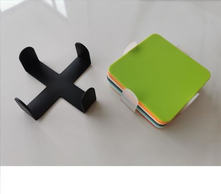Quadratische farbenfrohe Silikon-Slip-Widerstands-Tränke-Coasters Cup Pad Mat für heiße und kalte Getränke