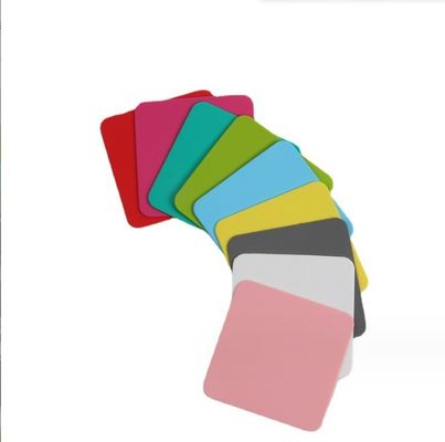 Quadratische farbenfrohe Silikon-Slip-Widerstands-Tränke-Coasters Cup Pad Mat für heiße und kalte Getränke