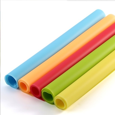 Vorräte Viereck Farbenfrohe Silikon Trinkwasserbehälter Tasse Pad Mat Design Stil Keine