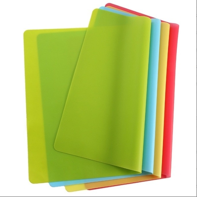 Verpackte, rutschfeste Rechteck 40x30cm Silikon-Tischdecken für Tischdekoration
