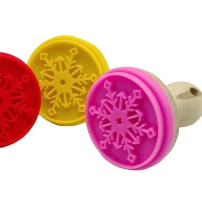 Weihnachtsbacken-Dekor Werkzeuge Lebensmittel Silikon Holz Kekse Stempel und Kekse-Schneider